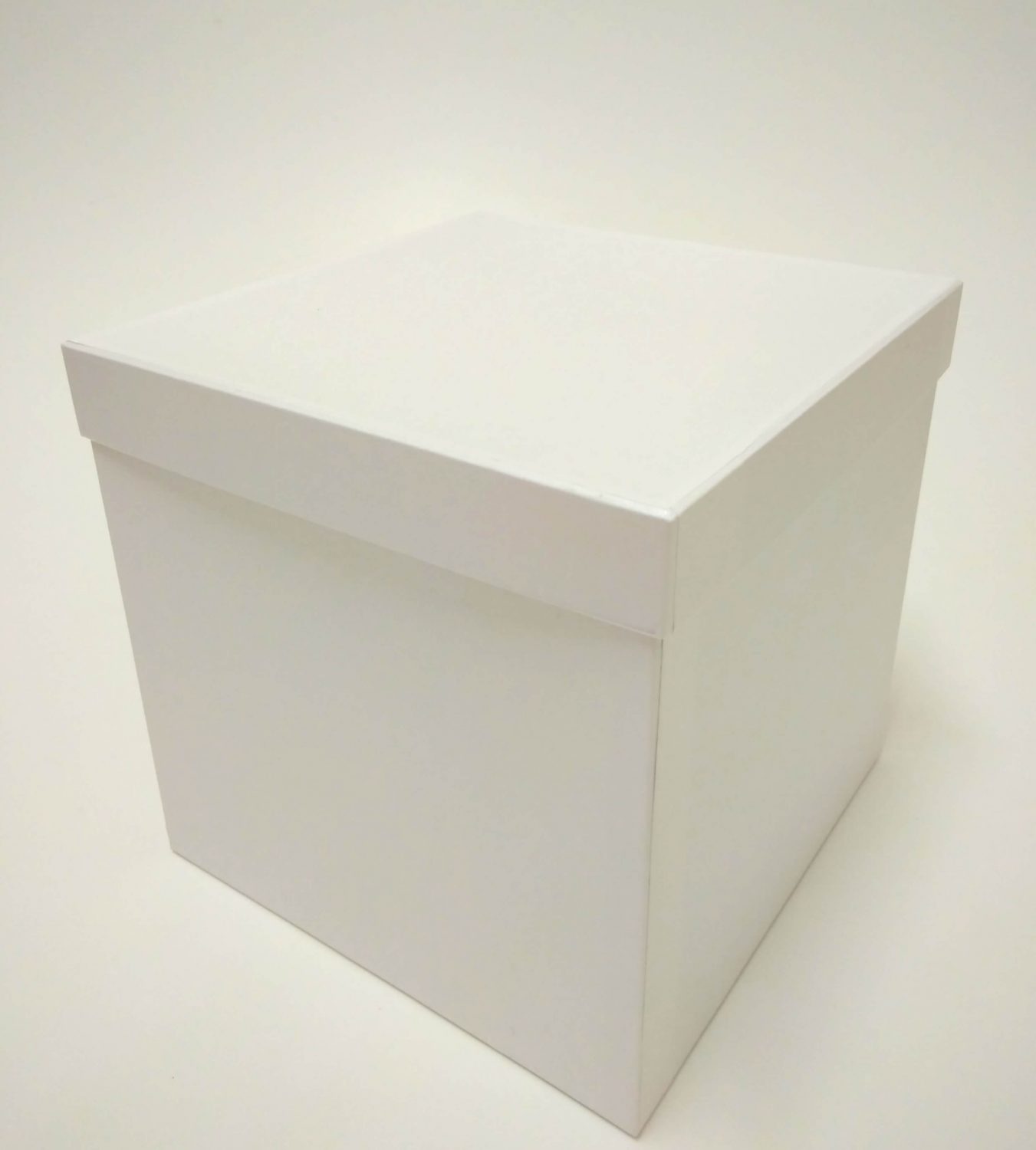 Коробка 35 20 20. Белая квадратная коробка. Белые квадратные коробки. Коробка 20 на 20. Коробка белая прямоугольная.