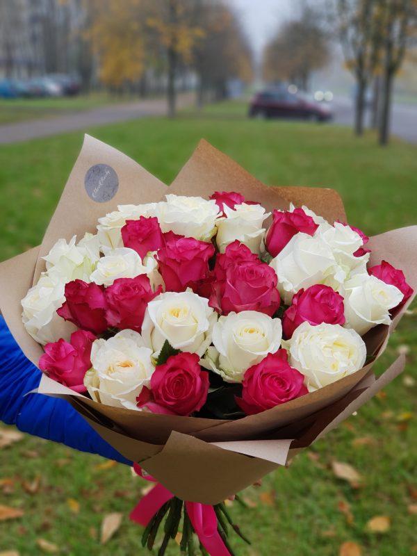 Букет "29 бело-розовых роз"
