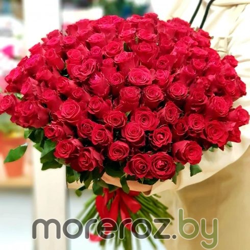 101 роза "Родос" 60 см