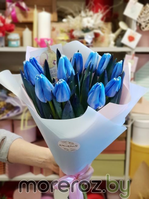 Букет синих тюльпанов