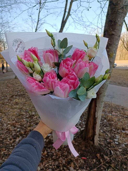 Букет "Нежность первоцветов"