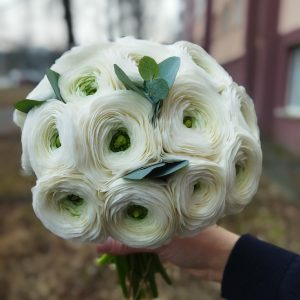 Букет невесты из ранункулюсов